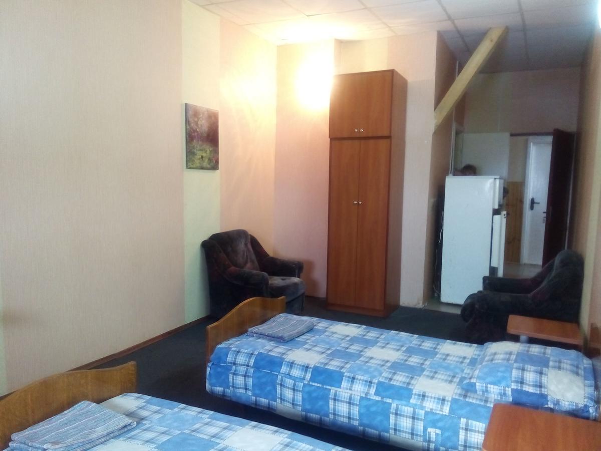 Kadm Motel Minsk Bagian luar foto